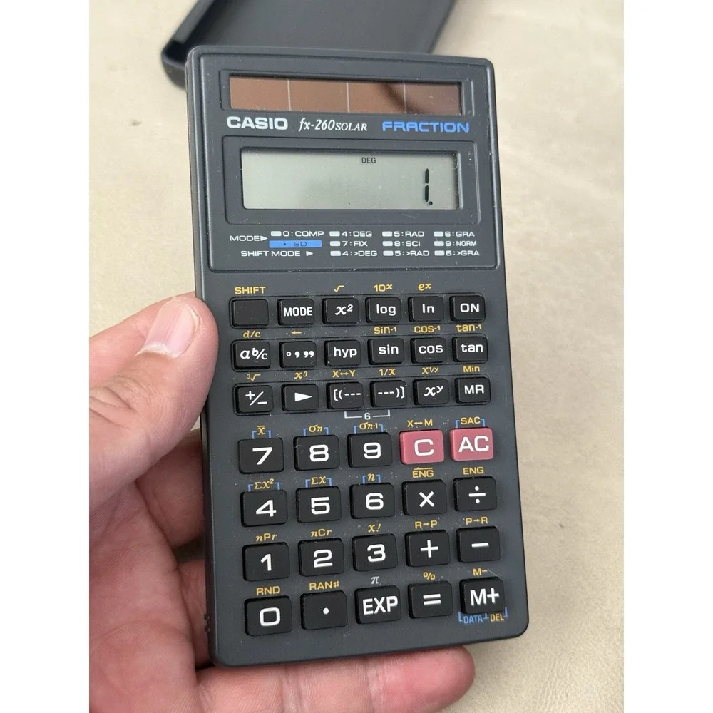Casio FX-260 Solar Calculator With Fractions -‎ Includes Original Slip Cover